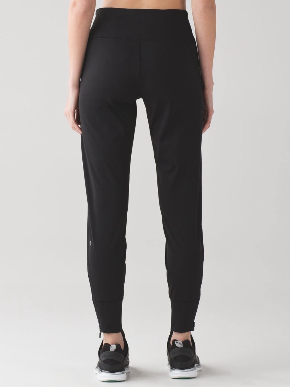 Lululemon Fresh Tracks Pant - Tech Fleece LIKE NEW